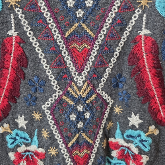 Johnny Was Embroidered Tunic Top Small Gray with Multicolor Accents - Picture 3 of 8